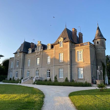 Chateau De St-Fulgent, Gite La Tour Saint-Fulgent Eksteriør bilde