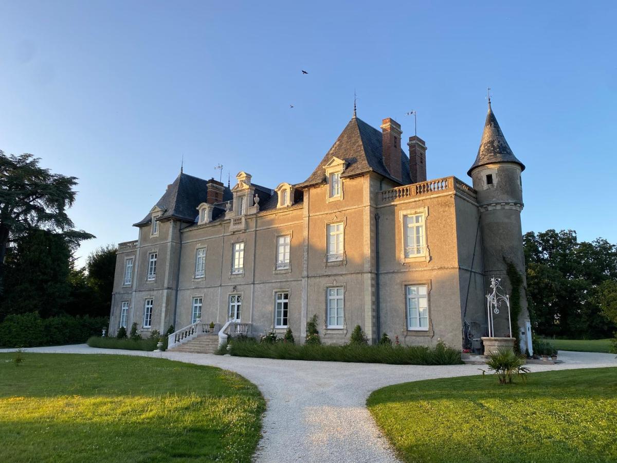 Chateau De St-Fulgent, Gite La Tour Saint-Fulgent Eksteriør bilde